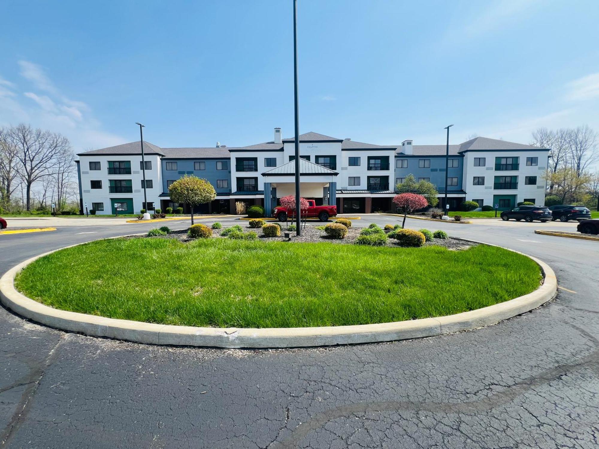 Country Inn & Suites By Radisson, Columbus-Edinburgh Buitenkant foto