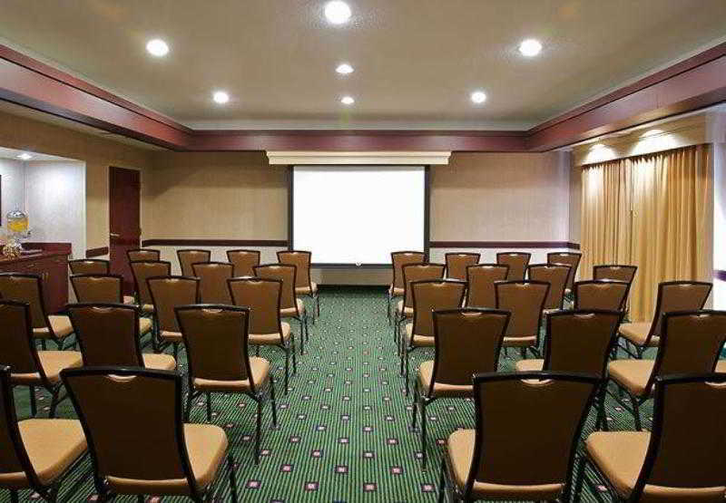 Country Inn & Suites By Radisson, Columbus-Edinburgh Buitenkant foto